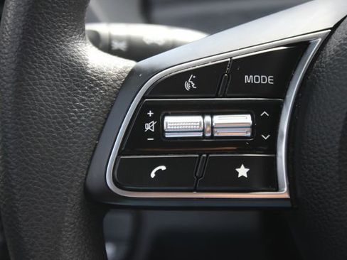 Used 2024 Kia Seltos LX image 13