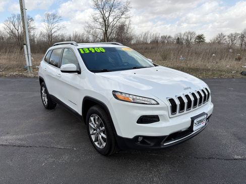 Used 2018 Jeep Cherokee Limited image 9