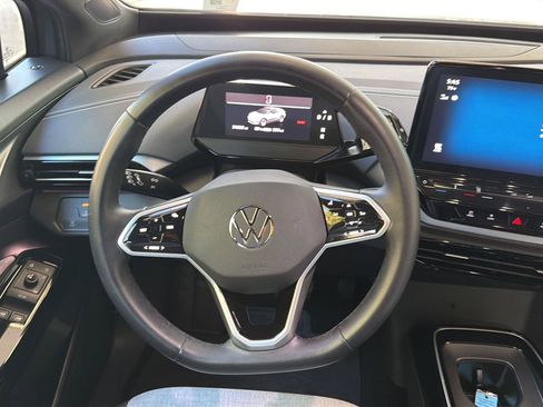 Used 2023 Volkswagen ID.4 Pro RWD image 17