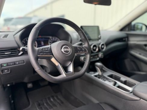 Used 2025 Nissan Sentra SV w/ All-Weather Package FWD image 14