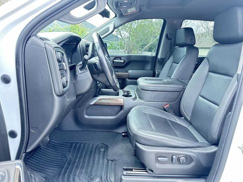 Certified 2022 Chevrolet Silverado 1500 RST w/ Convenience Package II AWD/4WD image 15