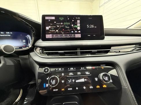 Used 2024 INFINITI QX60 Sensory AWD/4WD image 29