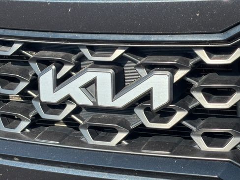 Certified 2023 Kia Sorento X-Line EX AWD/4WD image 9
