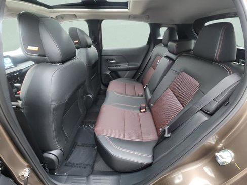 New 2026 Nissan Kicks SR w/ SR Premium Package image 16