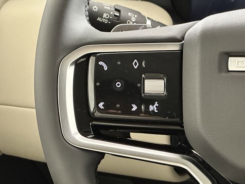 Certified 2025 Land Rover Discovery Sport S image 15