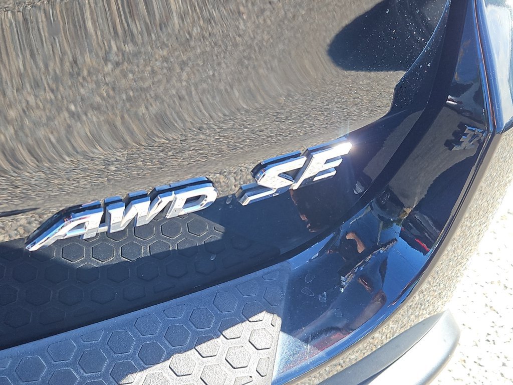 Used 2019 Toyota Highlander SE AWD/4WD image 12