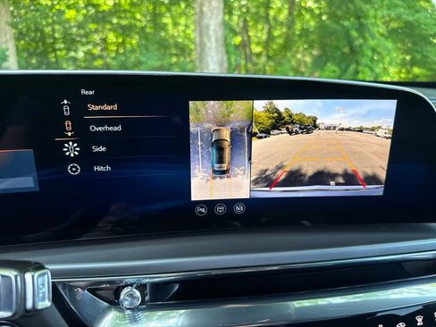 Used 2024 Cadillac Lyriq Tech w/ Driver Assist Package AWD/4WD image 26