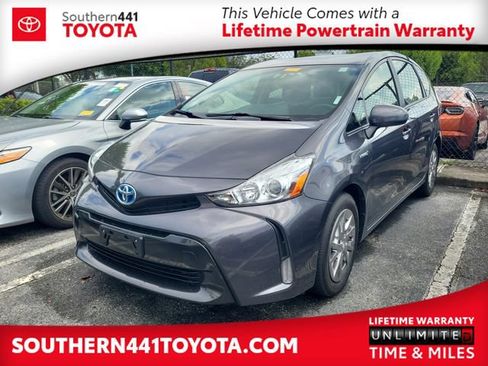 Used 2015 Toyota Prius V Four FWD image 1