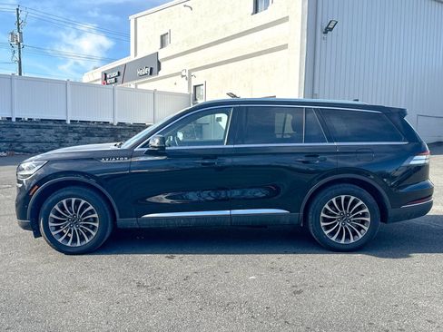 Used 2023 Lincoln Aviator Reserve w/ Equipment Group 201A image 4