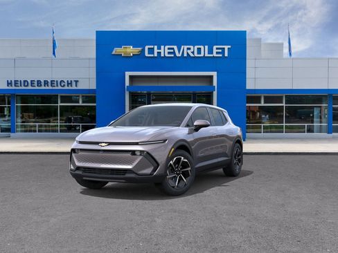 New 2026 Chevrolet Equinox EV LT image 32