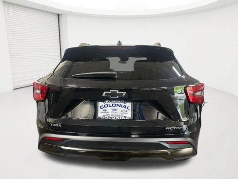 Used 2025 Chevrolet Trax ACTIV w/ Driver Confidence Package FWD image 6