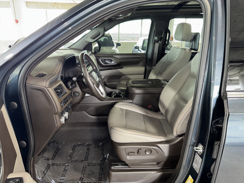 Used 2021 GMC Yukon SLT w/ SLT Luxury Plus Package RWD image 21