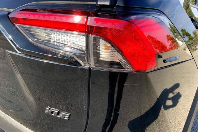 Certified 2025 Toyota RAV4 XLE w/ Convenience Package FWD image 30