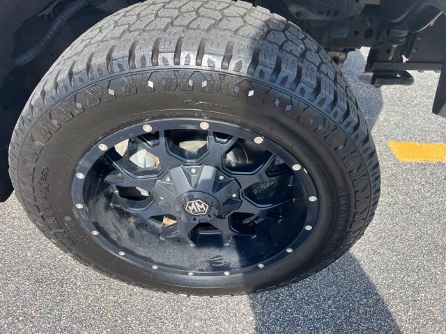 Used 2016 Toyota Tundra SR5 w/ TRD Off Road Package AWD/4WD image 3
