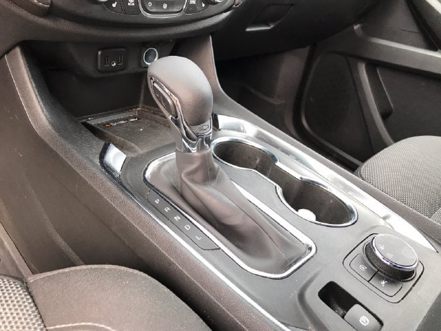 Used 2023 Chevrolet Traverse LT FWD image 7