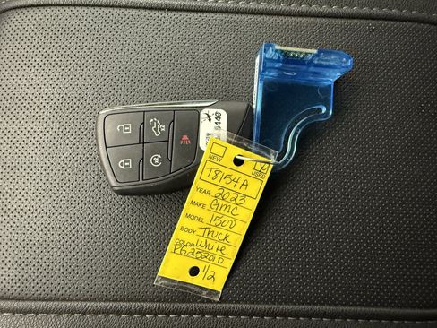 Used 2023 GMC Sierra 1500 SLT w/ SLT Premium Package image 37