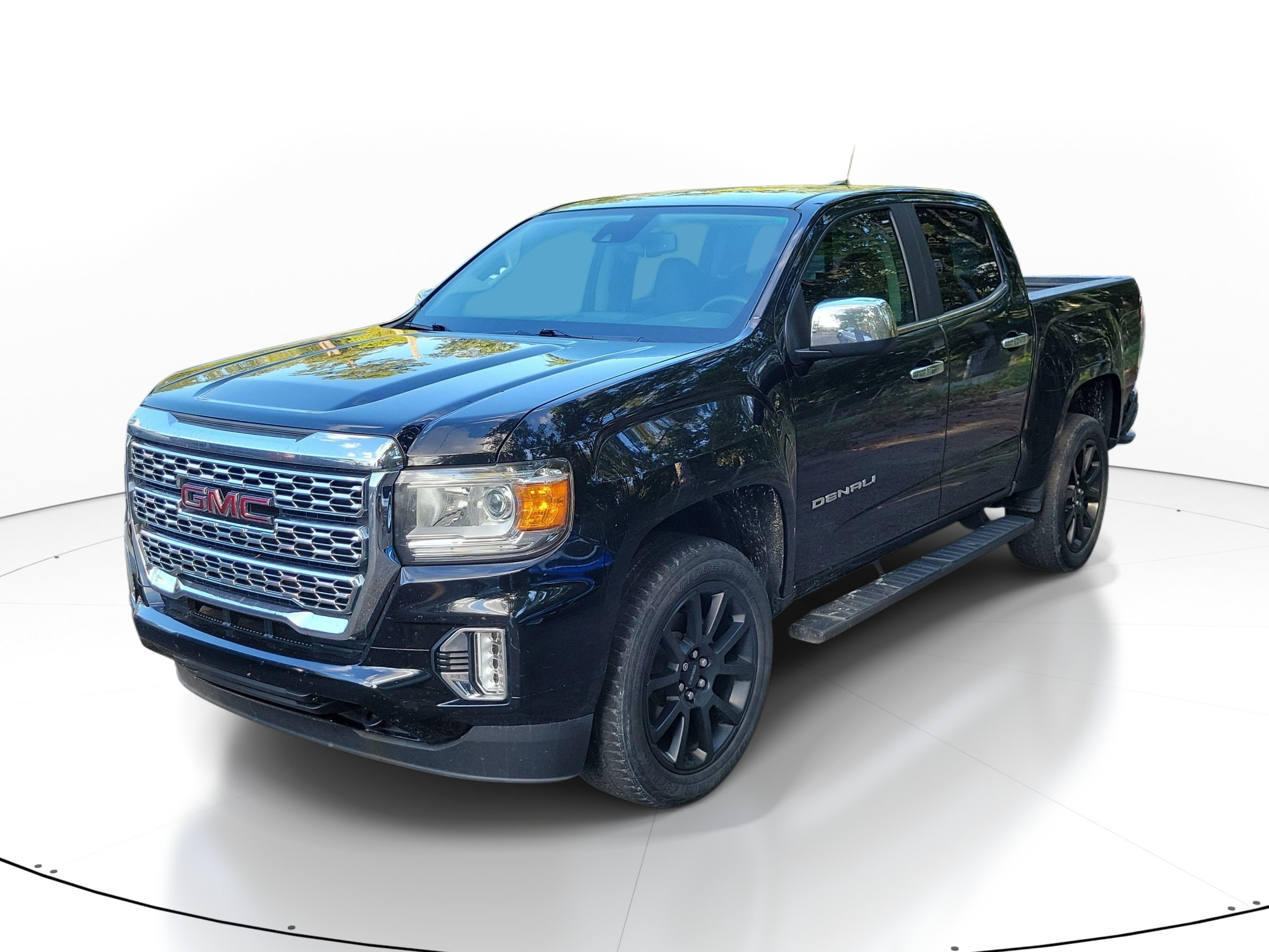 Used 2022 GMC Canyon Denali w/ Denali Black Edition Package RWD image 5