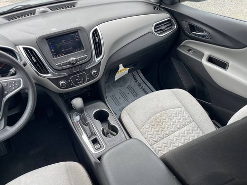 Used 2022 Chevrolet Equinox LS AWD/4WD image 15