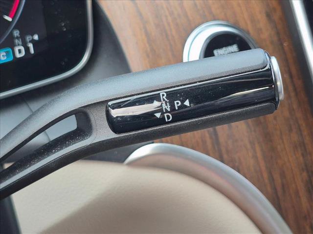 Used 2024 Mercedes-Benz GLC 300 4MATIC image 11
