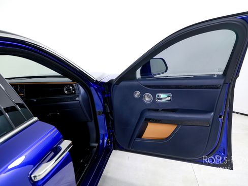 Used 2022 Rolls-Royce Ghost image 25