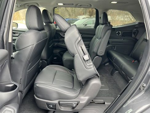 New 2026 Subaru Ascent Limited image 6