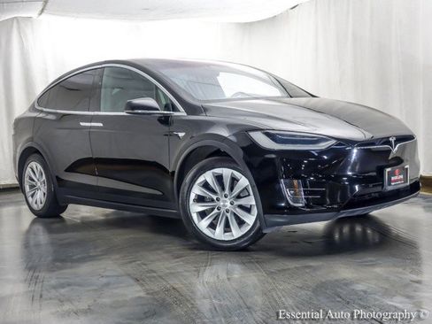 Used 2021 Tesla Model X Long Range image 2