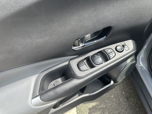 Used 2024 Nissan Kicks SR w/ SR Premium Package FWD image 9