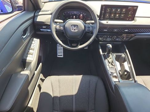 Used 2025 Honda Accord Sport image 11