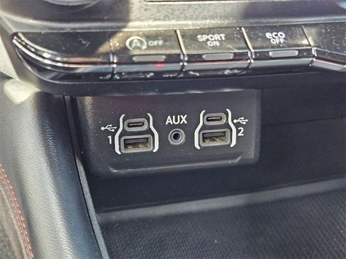 Certified 2024 Dodge Durango GT image 26