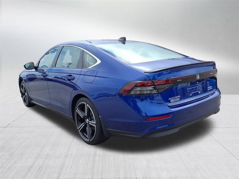 Certified 2025 Honda Accord Sport image 6