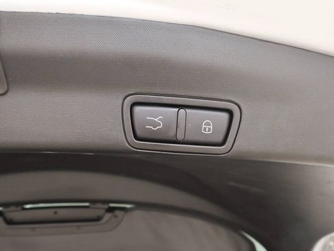 Used 2020 Alfa Romeo Stelvio AWD w/ Nero Edizione image 34