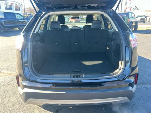 Used 2023 Ford Edge SEL image 6