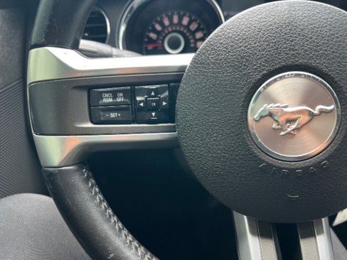 Used 2014 Ford Mustang GT Premium w/ Equipment Group 402A image 28