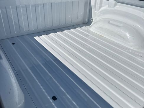 Used 2024 RAM 1500 Limited w/ Body Color Bumper Group image 9