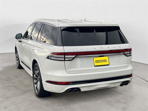 Used 2021 Lincoln Aviator Grand Touring w/ Equipment Group 302A image 3