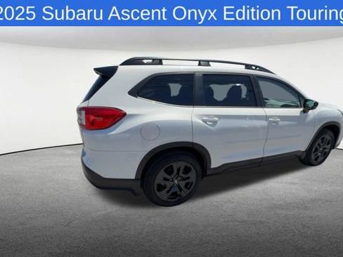Certified 2025 Subaru Ascent Bronze Edition w/ Onyx Package AWD/4WD image 10