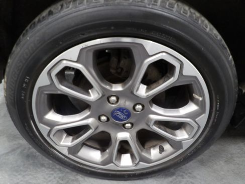 Used 2018 Ford EcoSport Titanium image 22