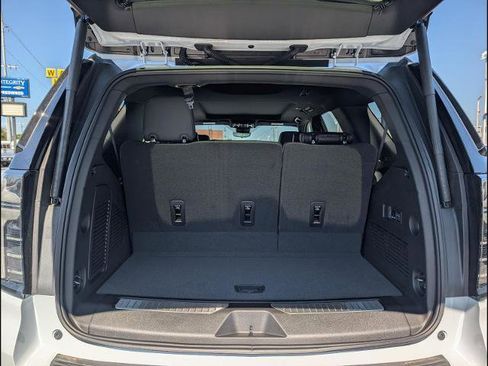 New 2026 Chevrolet Tahoe High Country w/ Sun And Tow Package AWD/4WD image 18