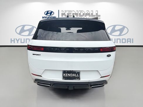 Used 2023 Land Rover Range Rover Sport SE Dynamic AWD/4WD image 5