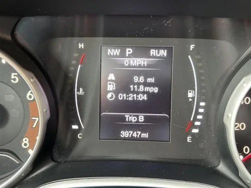 Used 2020 Jeep Compass Latitude AWD/4WD image 19