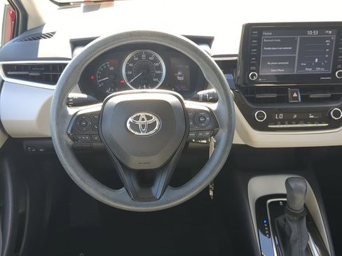 Used 2022 Toyota Corolla LE image 22