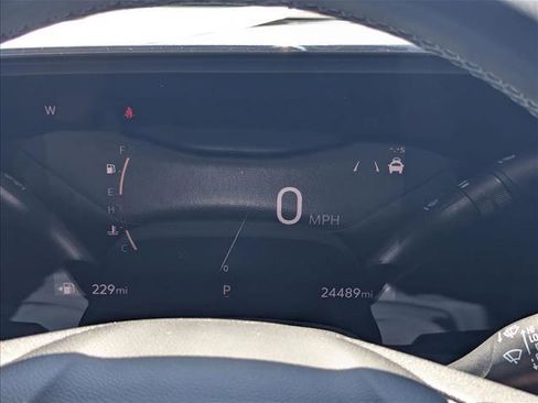 Used 2025 Buick Encore GX Preferred FWD image 11