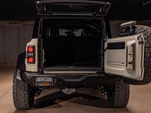 Used 2025 Ford Bronco Raptor image 9