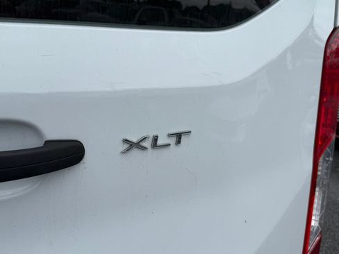 Used 2023 Ford Transit 350 XLT RWD image 14