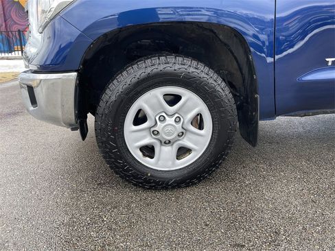 Used 2015 Toyota Tundra SR5 image 9