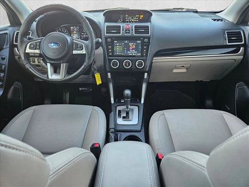 Used 2017 Subaru Forester 2.5i Limited AWD/4WD image 19