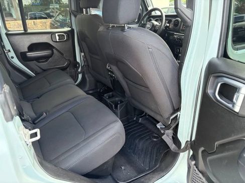 Used 2023 Jeep Gladiator Sport AWD/4WD image 36