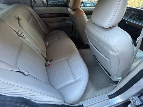 Used 2009 Mercury Grand Marquis LS image 22