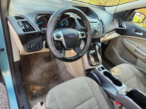 Used 2013 Ford Escape SE image 19