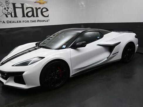 Used 2027 Chevrolet Corvette Grand Sport w/ Stealth Interior Trim Package RWD image 26